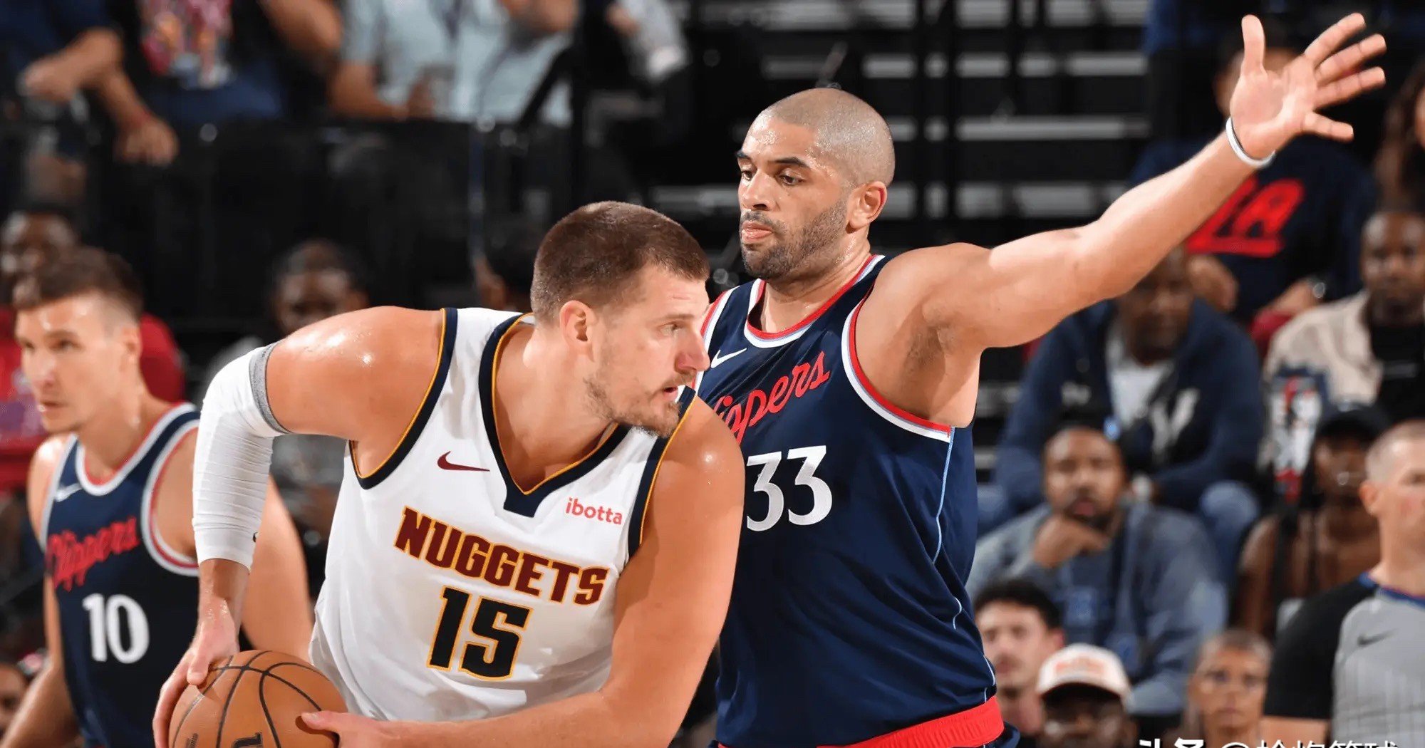 掘金背城倒海体位湖人，约基奇以色列禁区高位打击大卫球迷的简单介绍