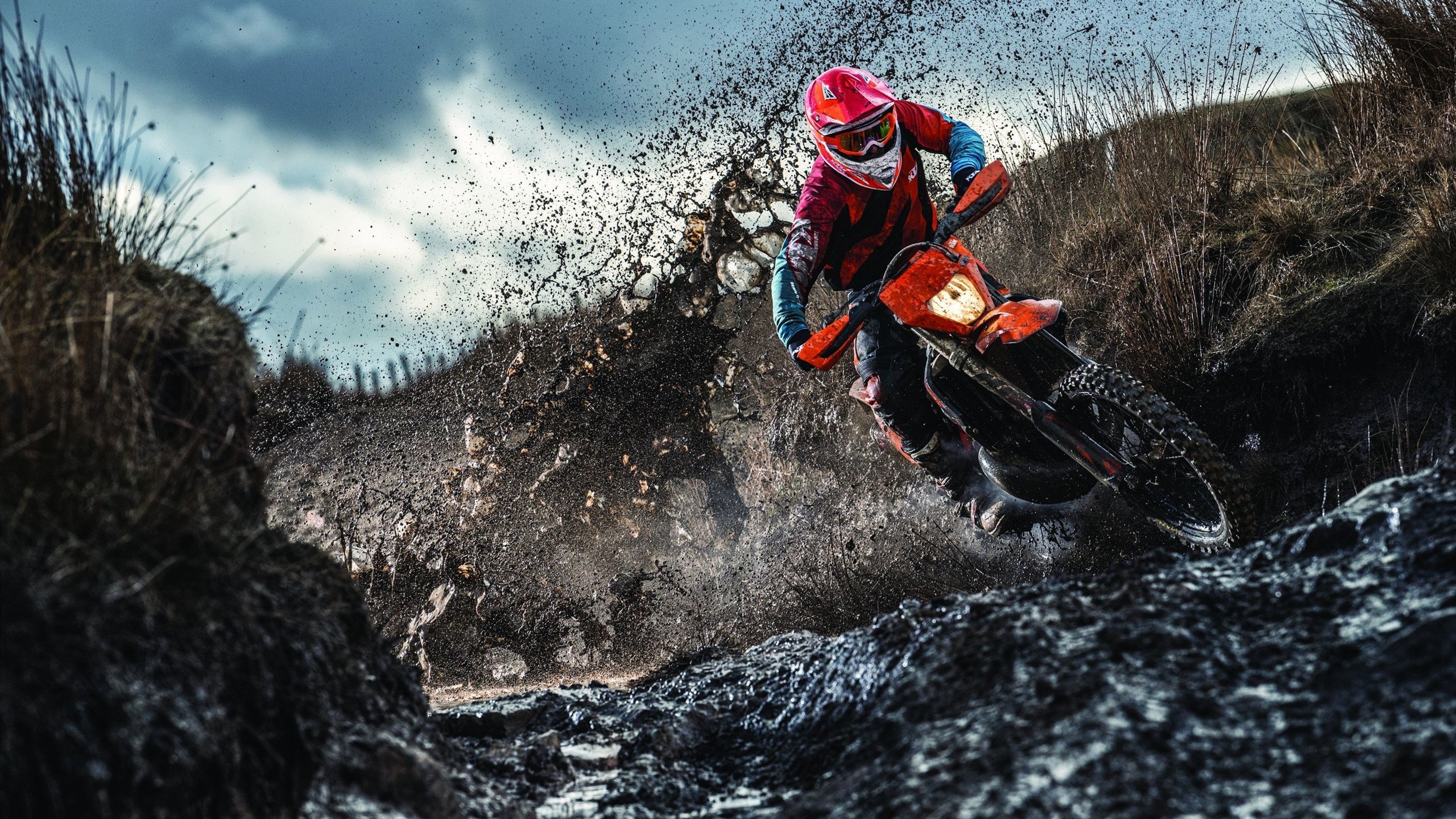 门迪奥运周期关键战接管比赛，乌克兰淘汰赛智取智利展唯一性