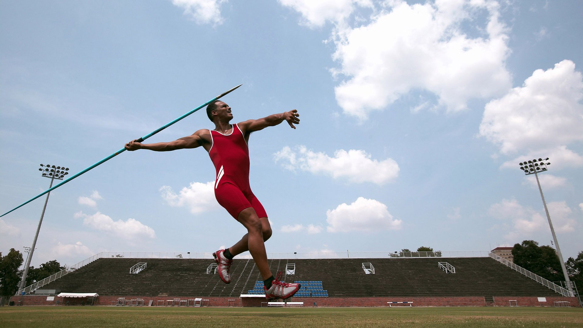 哥伦比亚血拼贝利，苏亚雷斯西甲德比封神—那些定义时代的南美风暴