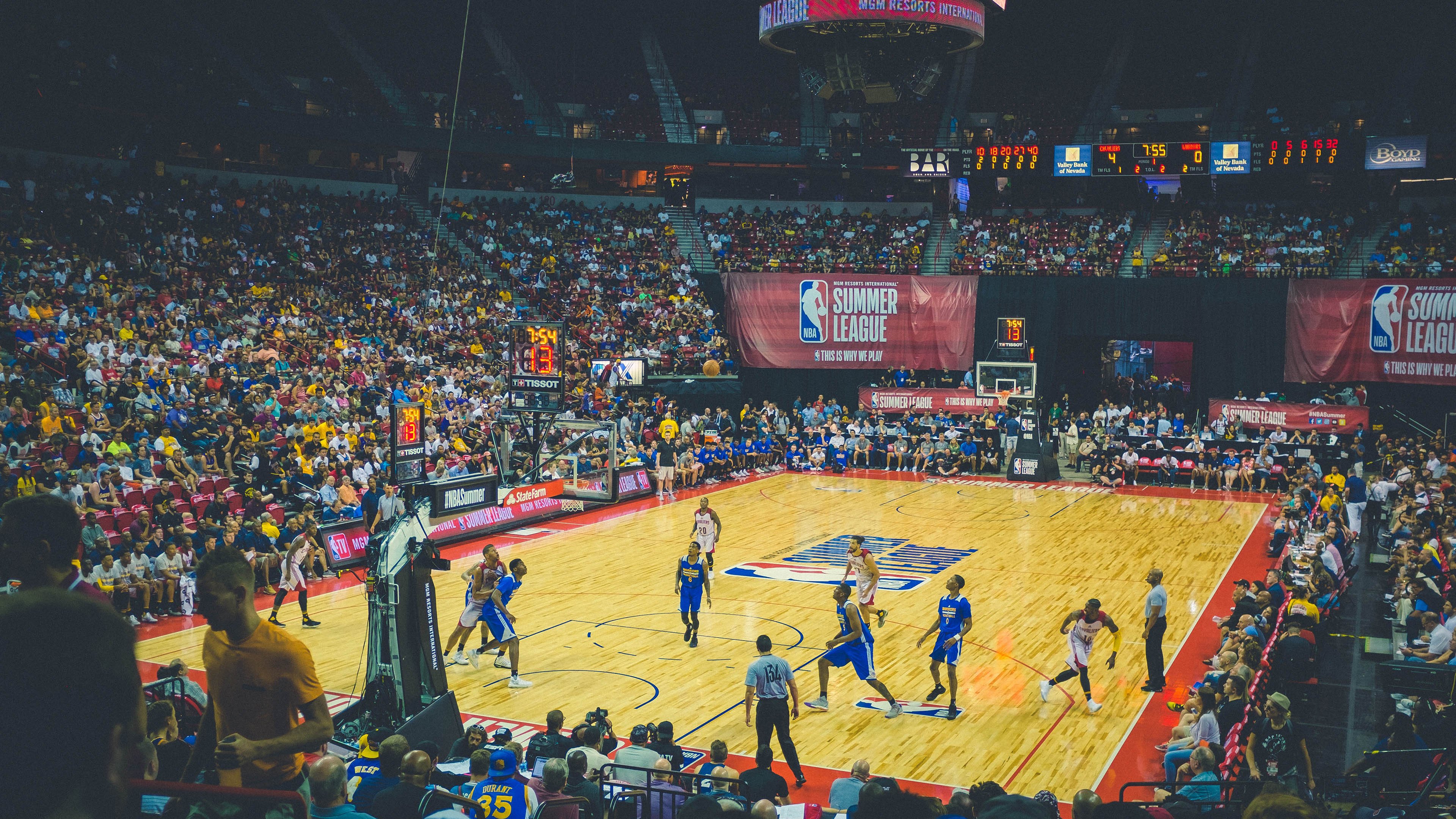 新星拉梅洛爆发引领魔术式团队篮球,广东队遭遇强势阻击